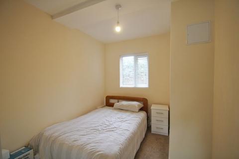 1 bedroom property for sale, Grovelands Close, Harrow