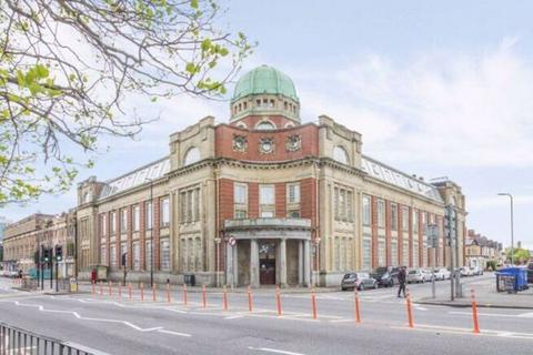 2 bedroom apartment to rent - The Old Arts College, Clarence Place, Newport