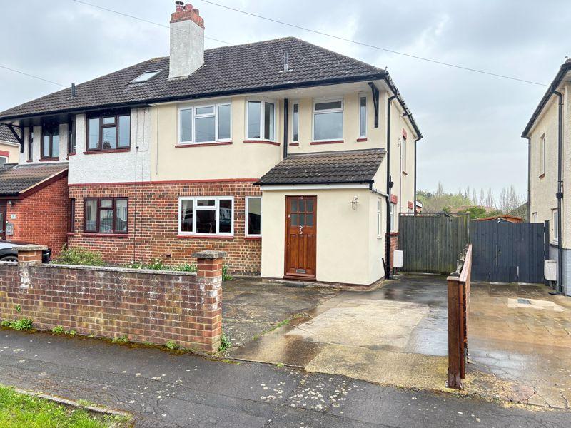Armscroft Way, Barnwood, Gloucester 3 bed semidetached house for sale