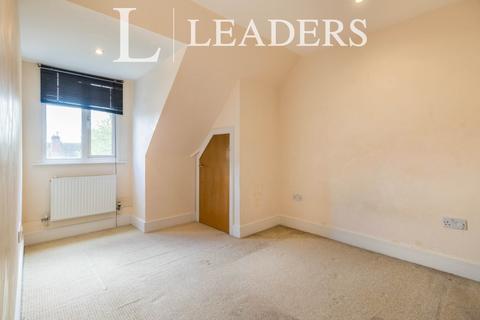 2 bedroom apartment to rent, Grange Court, Addlestone Park, Addlestone, KT15