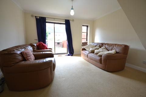 2 bedroom terraced house to rent, Melrose Gardens, Melrose Avenue, Penylan, Cardiff
