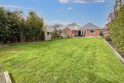 3 bedroom detached bungalow for sale, CHRISTCHURCH