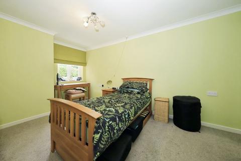 1 bedroom flat for sale, Worcester Road, Stourbridge DY9