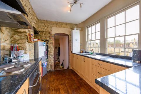 1 bedroom apartment for sale, St. Margarets Street, Bradford on Avon BA15