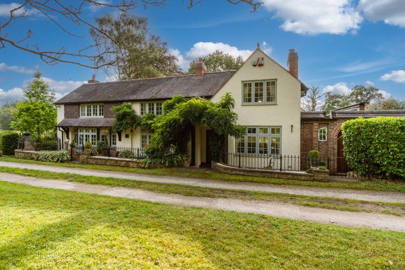 Drakelow Lane, Wolverley DY11 3 bed detached house for sale £850,000
