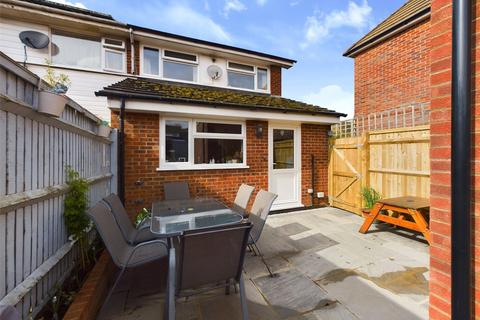 4 bedroom end of terrace house for sale, Chinnor, Chinnor OX39