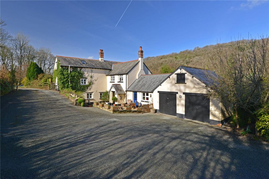 Littleham, Bideford, Devon, EX39 5 bed detached house for sale £995,000