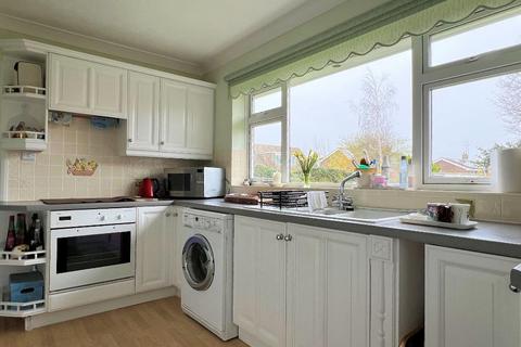 2 bedroom end of terrace house for sale, Penfold Way, Steyning, BN44 3PG