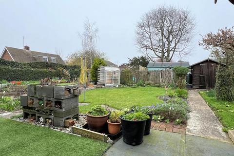 2 Penfold Way, Steyning, BN44 3PG