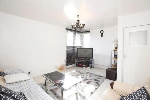 2 bedroom maisonette to rent, Allen road, Bow, London, E3 5JZ