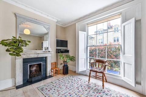 2 bedroom flat for sale, Lyme Street, Camden Town, London, NW1