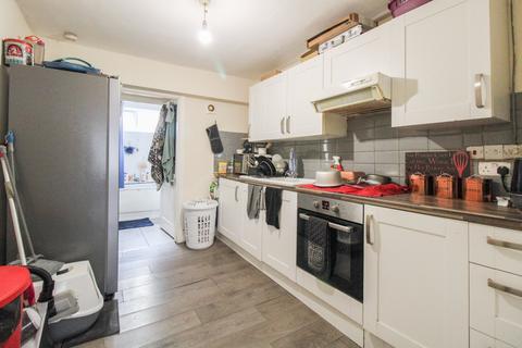 2 bedroom apartment for sale, Lower Addiscombe Road, Croydon, CR0