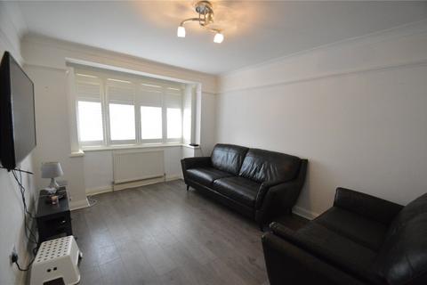 4 bedroom terraced house to rent, Whytecliffe Road North, Purley, CR8