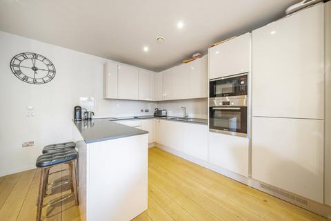2 bedroom duplex for sale, Durham Wharf Drive, Brentford, Middlesex