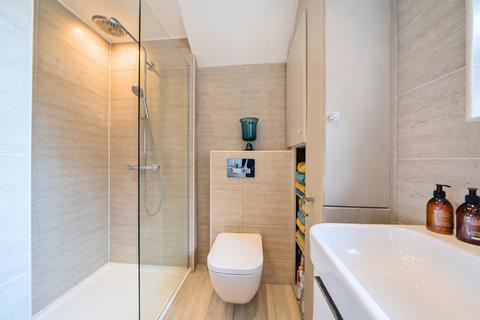 35 Cedar Drive, Pinner, HA5 4BY