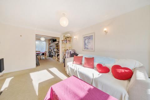 3 bedroom terraced house for sale, Wynton Grove, Walton-on-Thames, Surrey