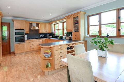 5 bedroom detached house for sale, Park Lane, Finchampstead, Wokingham