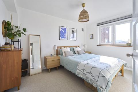 Flat 40, Reynolds House Approach Road, London, E2 9JR