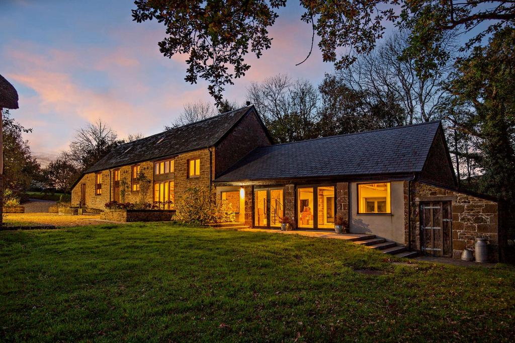 Cleave Barn&amp;linhay