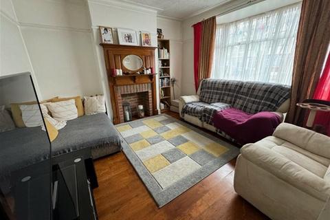 4 bedroom terraced house for sale, CHADWELL HEATH RM6
