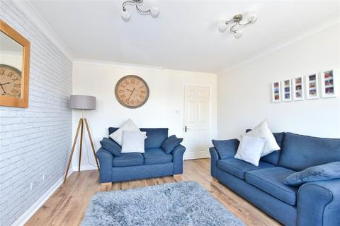 2 bedroom flat for sale, Foxlands Close, Leavesden, Watford, Hertfordshire, WD25