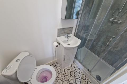 undefined, HMO Room 2, Westfield Road