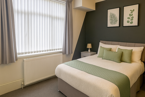 undefined, HMO Room 2, Florence Avenue