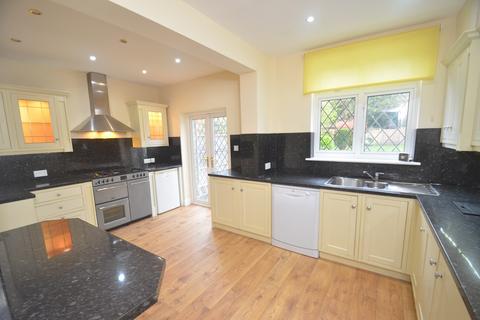 3 bedroom semi-detached house for sale, Devonshire Way, Shirley, Croydon, CR0