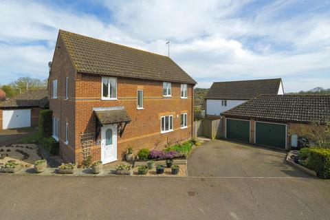 4 bedroom detached house for sale, Mount Pleasant Close, Lyminge, Folkestone, CT18