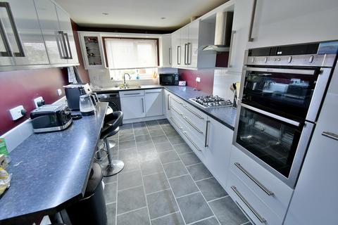 3 bedroom terraced house for sale, Glenmoor Road, West Parley, Ferndown, BH22
