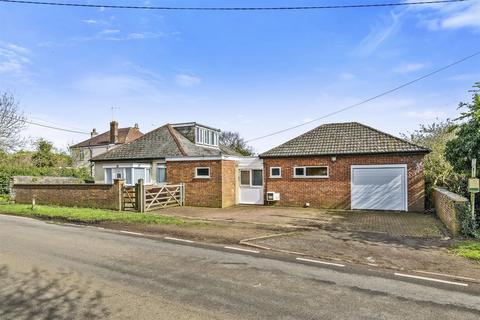 4 bedroom detached bungalow for sale, Addington Road, Woodford NN14