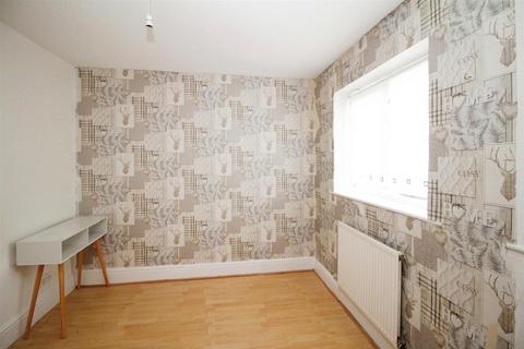 72 Drovers Way, Bradford, BD2 1JZ
