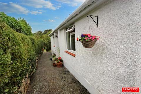 3 bedroom bungalow for sale, Grove Road, Denbigh LL16