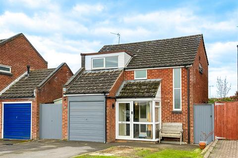 3 bedroom detached house for sale, Cherry Lane, Hampton Magna, Warwick