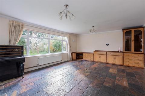 5 bedroom detached house for sale, Lees Close, Maidenhead