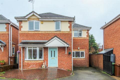 4 bedroom detached house for sale, Bramble Court, Wakefield WF1