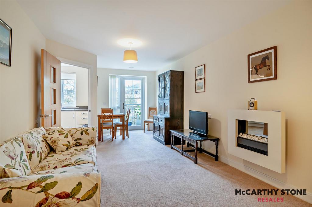 8588715-interior12-800.jpg