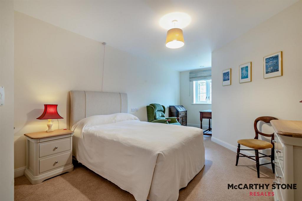 8588715-interior01-800.jpg