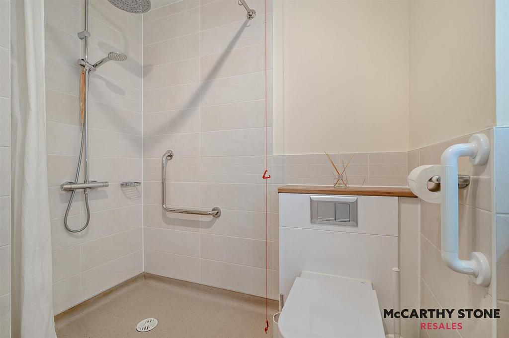 8588715-interior05-800.jpg