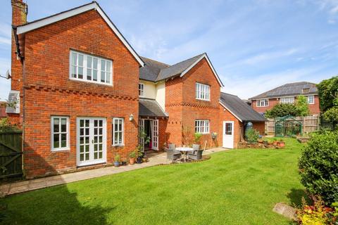 5 bedroom detached house for sale, Folding Close, Stewkley, Buckinghamshire