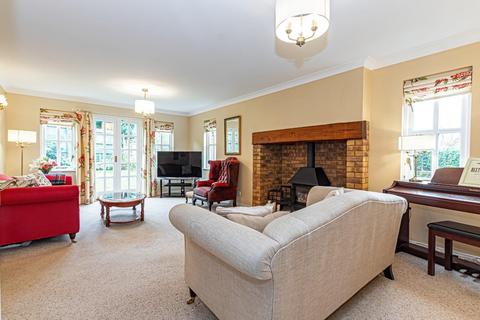 5 bedroom detached house for sale, Folding Close, Stewkley, Buckinghamshire