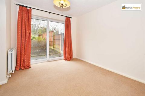 7 Swallow Close, Stoke-on-trent, ST3 7FN
