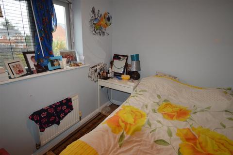 29 Everside Drive, Manchester, M8 8ES