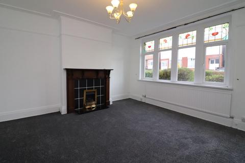 4 bedroom semi-detached house to rent, St. James Avenue, Bolton, BL2 6HY