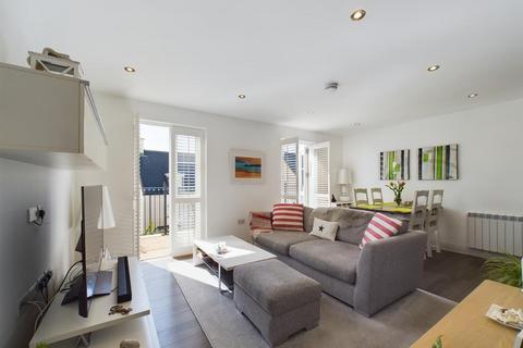 2 bedroom penthouse for sale, Belvedere, Princes Tower Road, St. Saviour