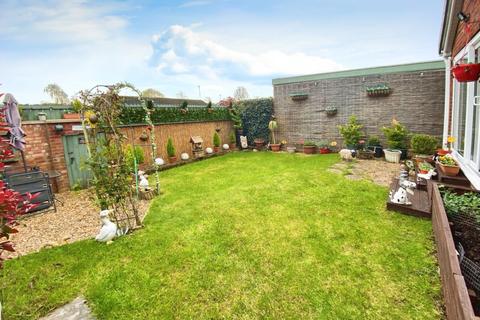 1 Giffard Way, Warwick, CV34 5TZ