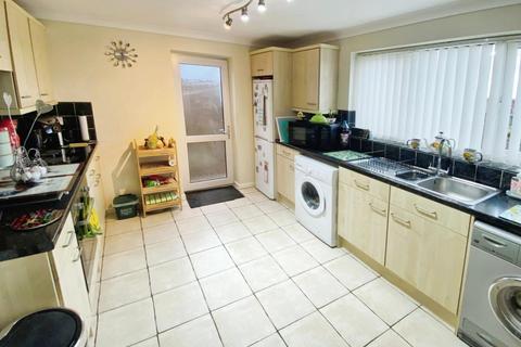1 Giffard Way, Warwick, CV34 5TZ
