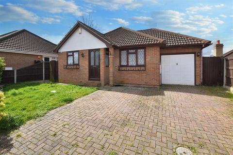 3 bedroom detached bungalow for sale, Dinant Avenue, Canvey Island SS8
