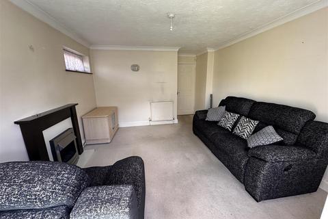 3 bedroom detached bungalow for sale, Dinant Avenue, Canvey Island SS8