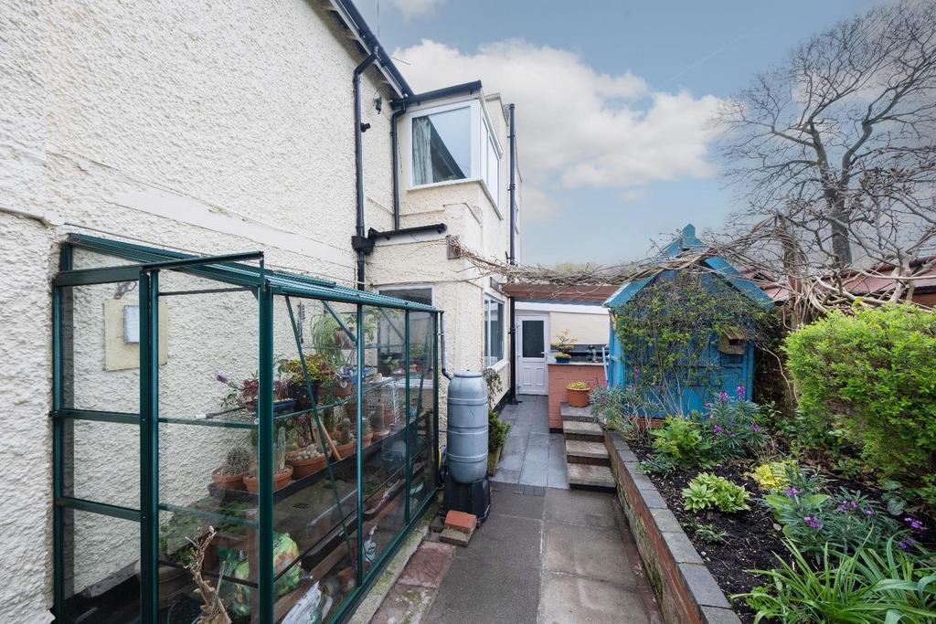 126 Vicars Cross Road-039.jpg